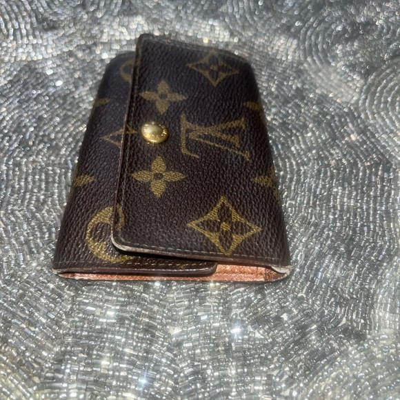 Louis Vuitton key holder - Picture 4 of 6